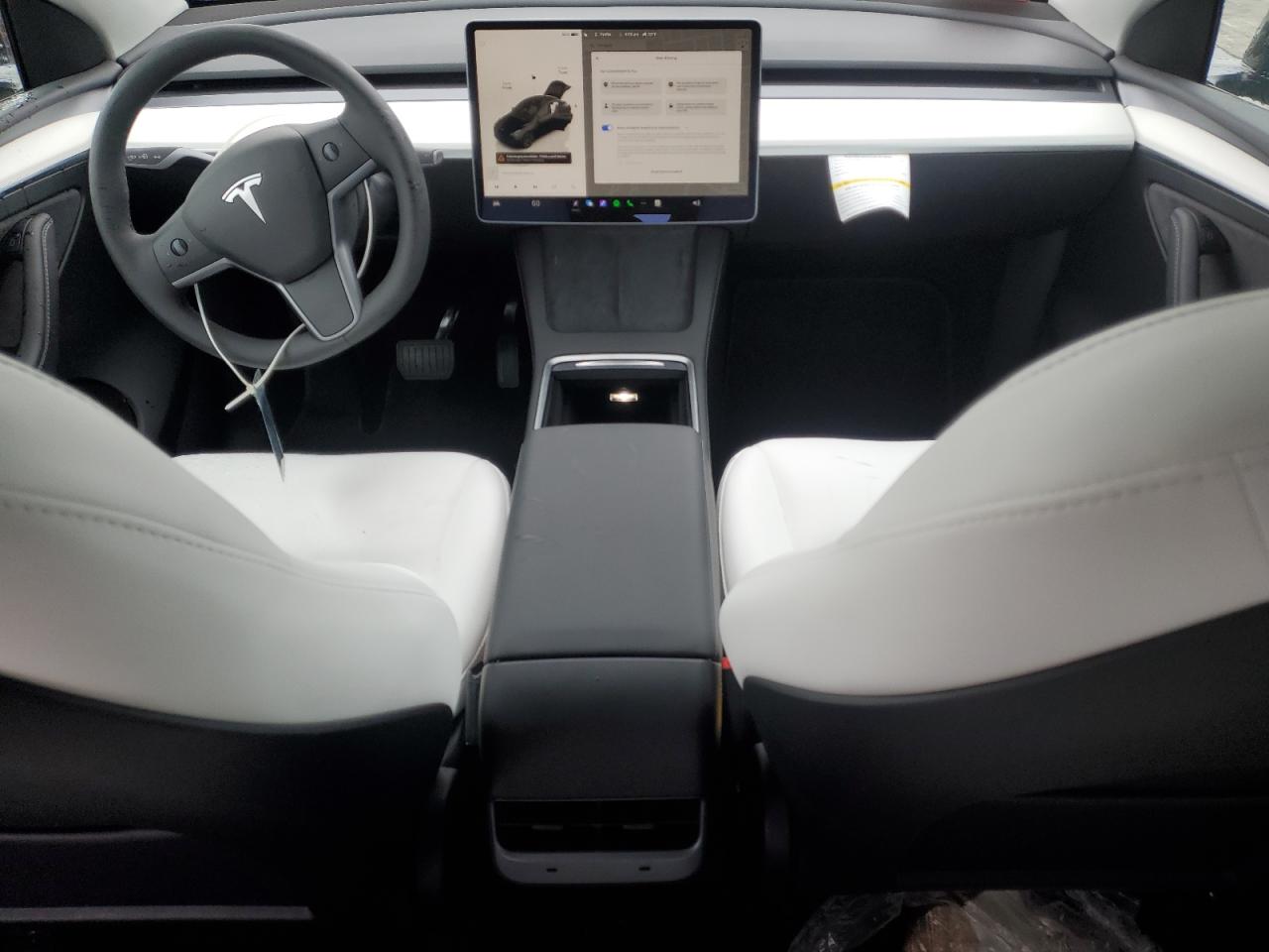 2024 TESLA MODEL Y  VIN:7SAYGDED3RF126646