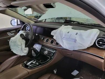 2017 Mercedes-Benz E 300 WDDZF4JB4HA261169 VIN:WDDZF4JB4HA261169