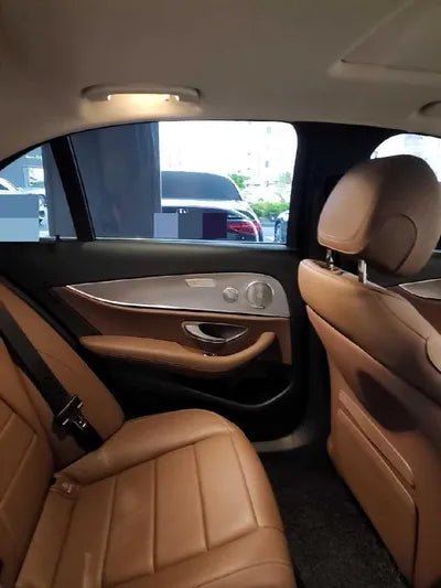 2020 Mercedes-Benz E 300 VIN: