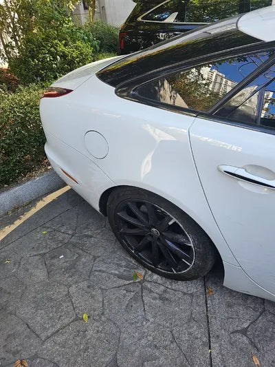 2018 Jaguar XJ SAJAA2292JNW16913 VIN:SAJAA2292JNW16913