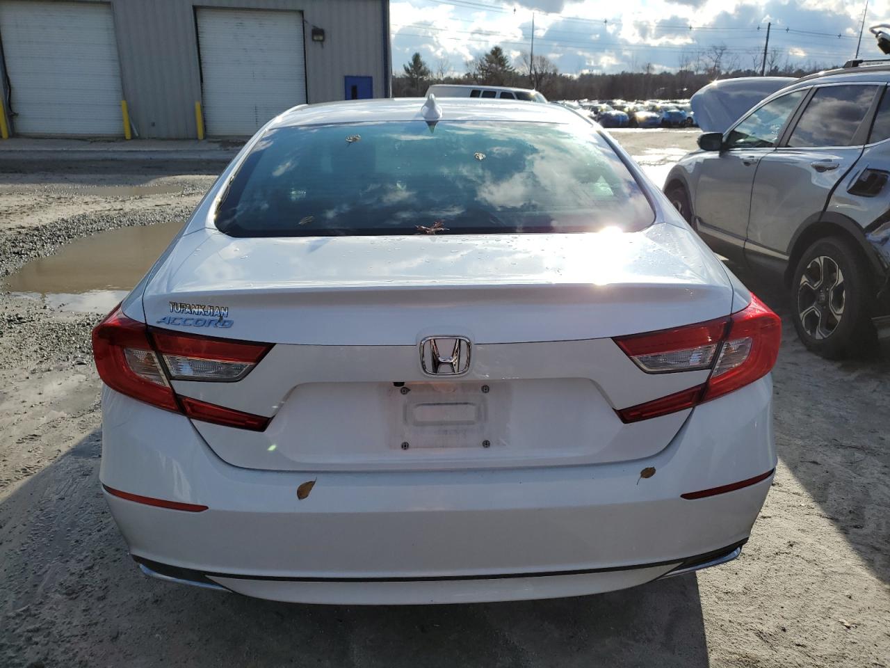 2022 HONDA ACCORD LX VIN:1HGCV1F11NA031717