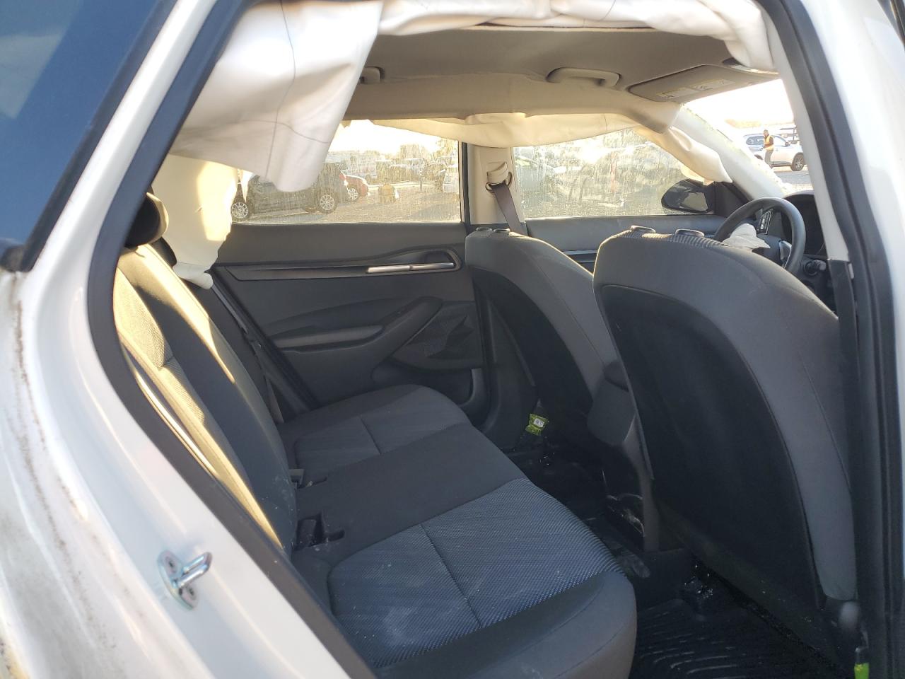 2022 KIA SELTOS LX VIN:KNDEPCAA3N7334922