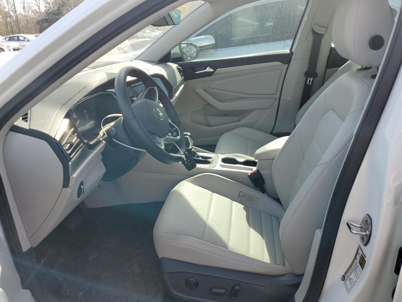 2024 VOLKSWAGEN JETTA SE VIN:3VW7M7BU8RM052978