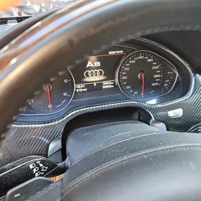 2014 Audi A8 VIN: