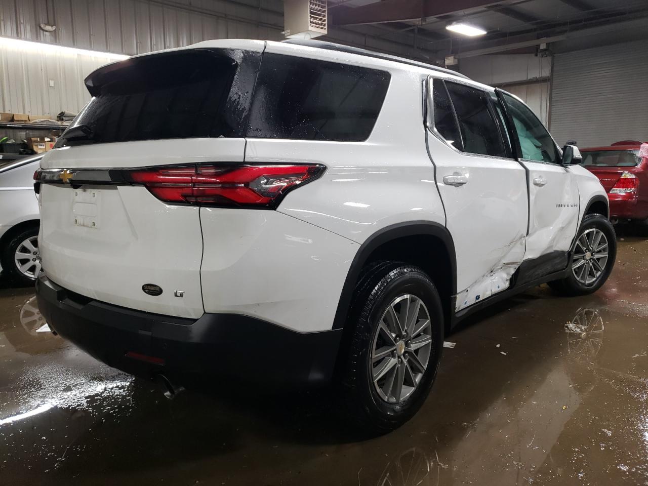 2022 CHEVROLET TRAVERSE LT VIN:1GNERGKWXNJ195409