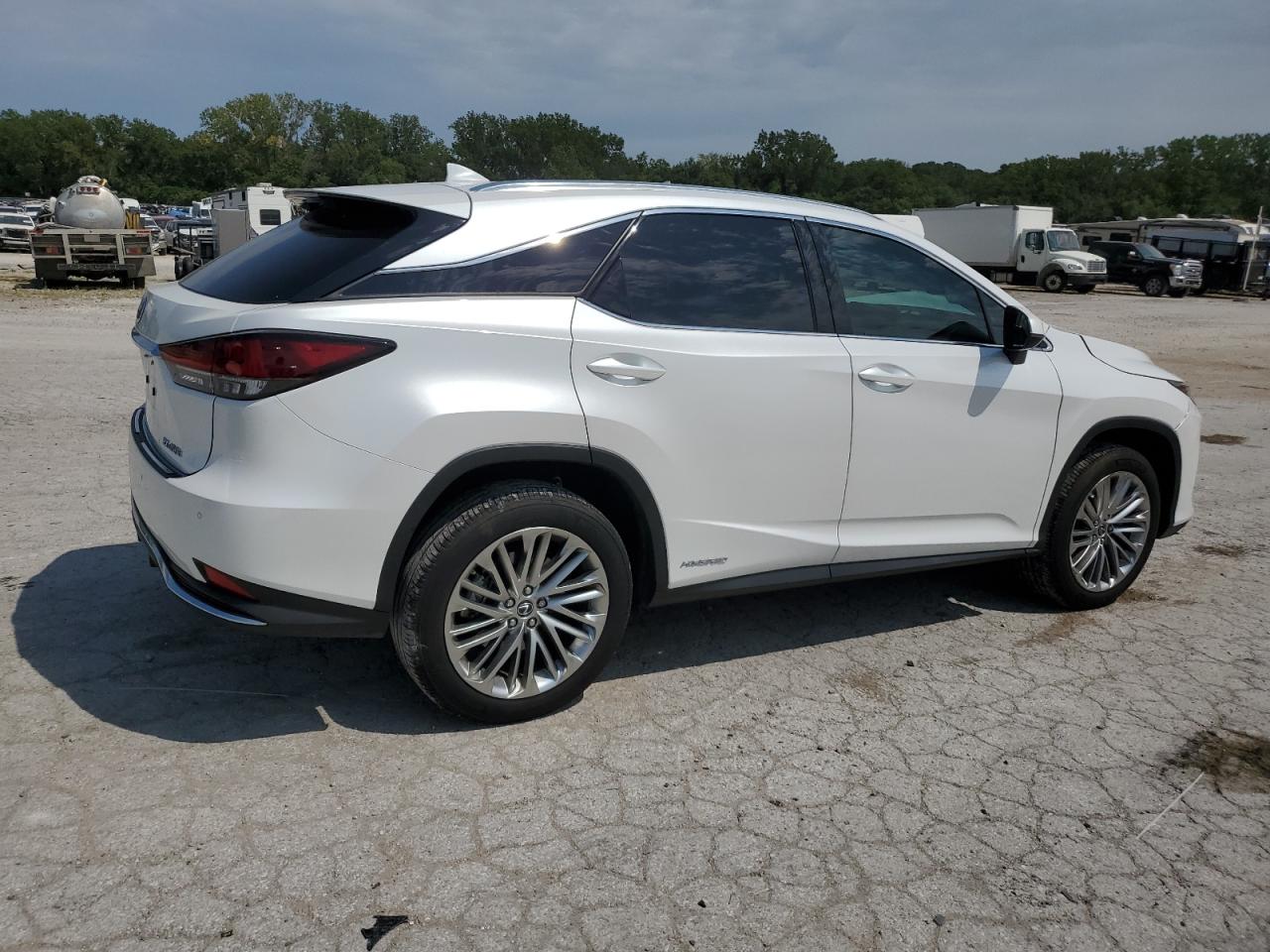 2022 LEXUS RX 450H VIN:2T2JGMDA3NC083071