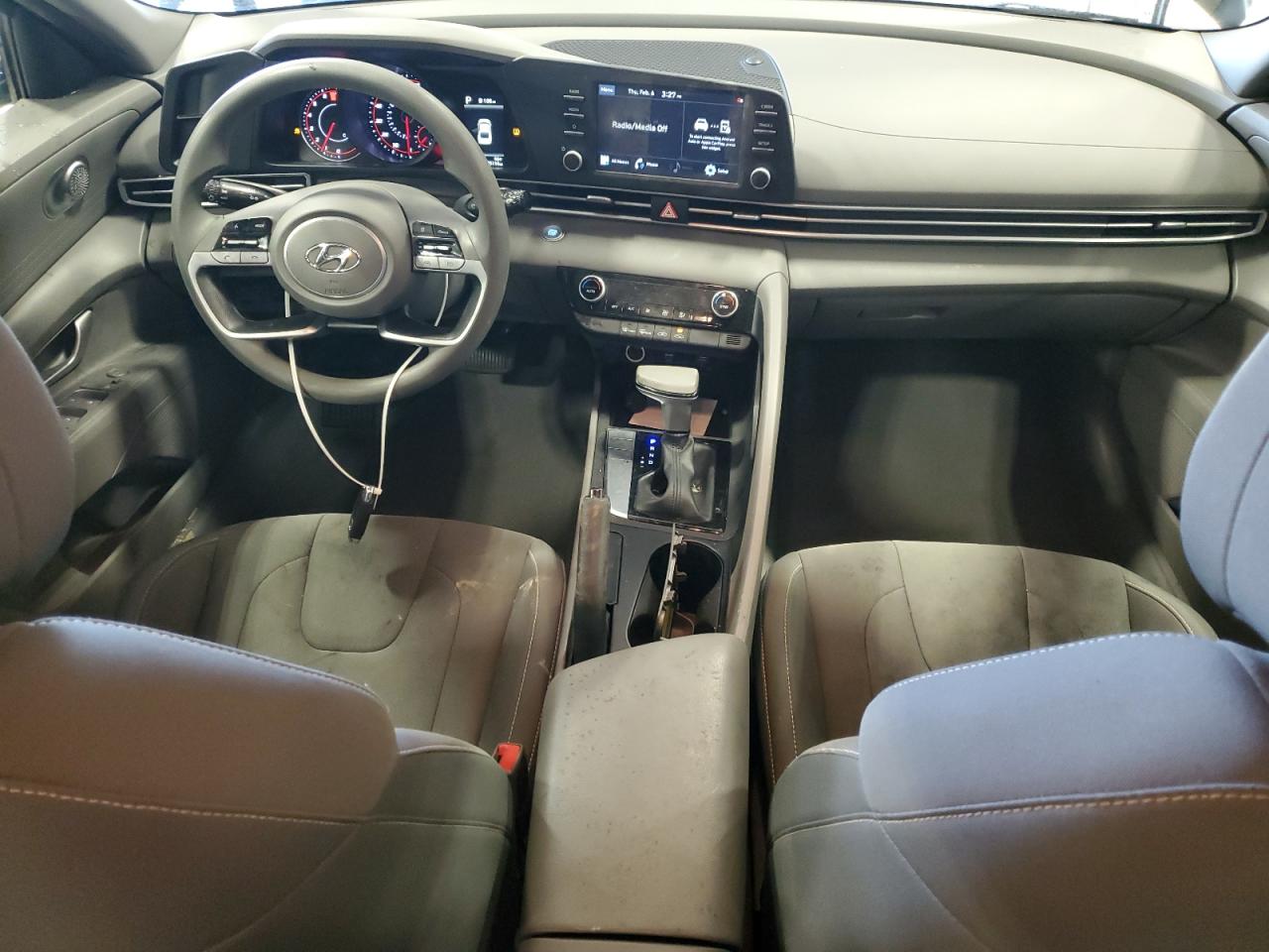 2022 HYUNDAI ELANTRA SEL VIN:KMHLM4AG7NU322652