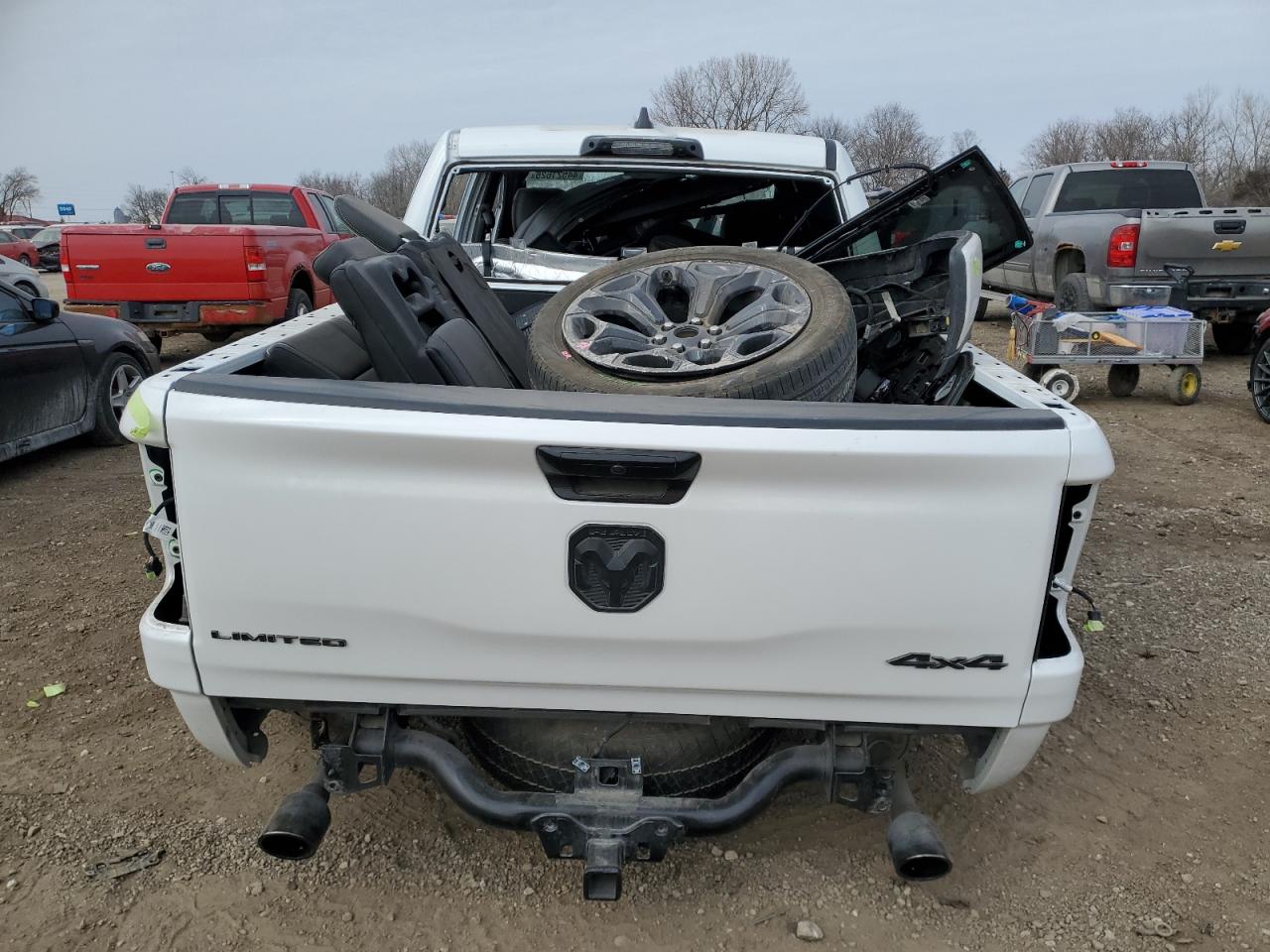 2024 RAM 1500 LIMITED VIN:1C6SRFHT9RN102954