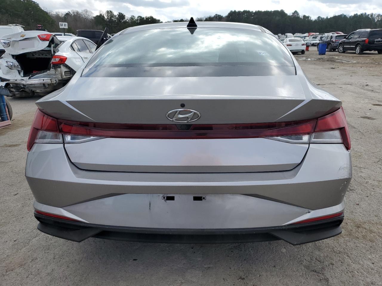 2022 HYUNDAI ELANTRA SEL VIN:5NPLM4AG9NH075245