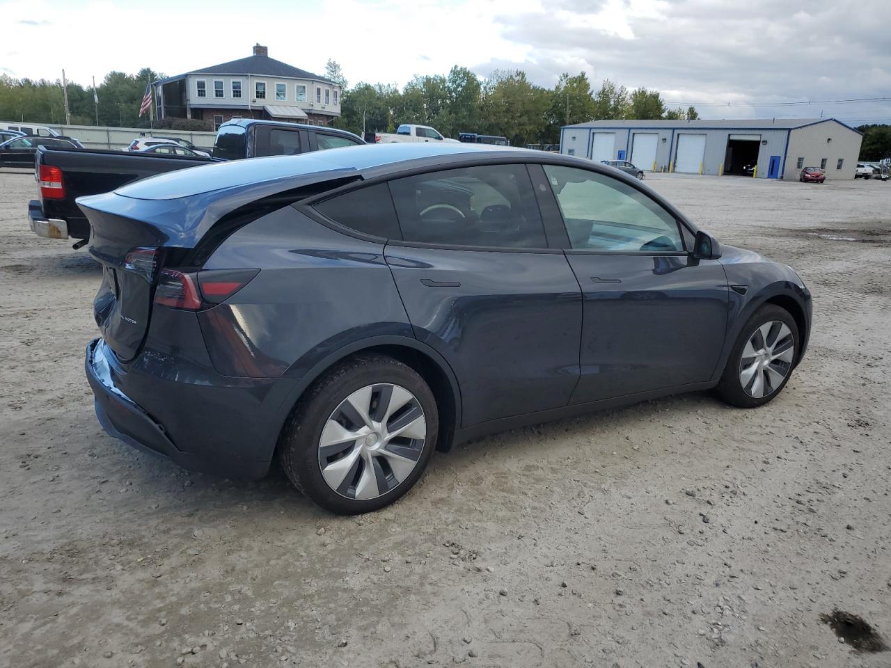 2024 TESLA MODEL Y  VIN:7SAYGAEE4RF086536