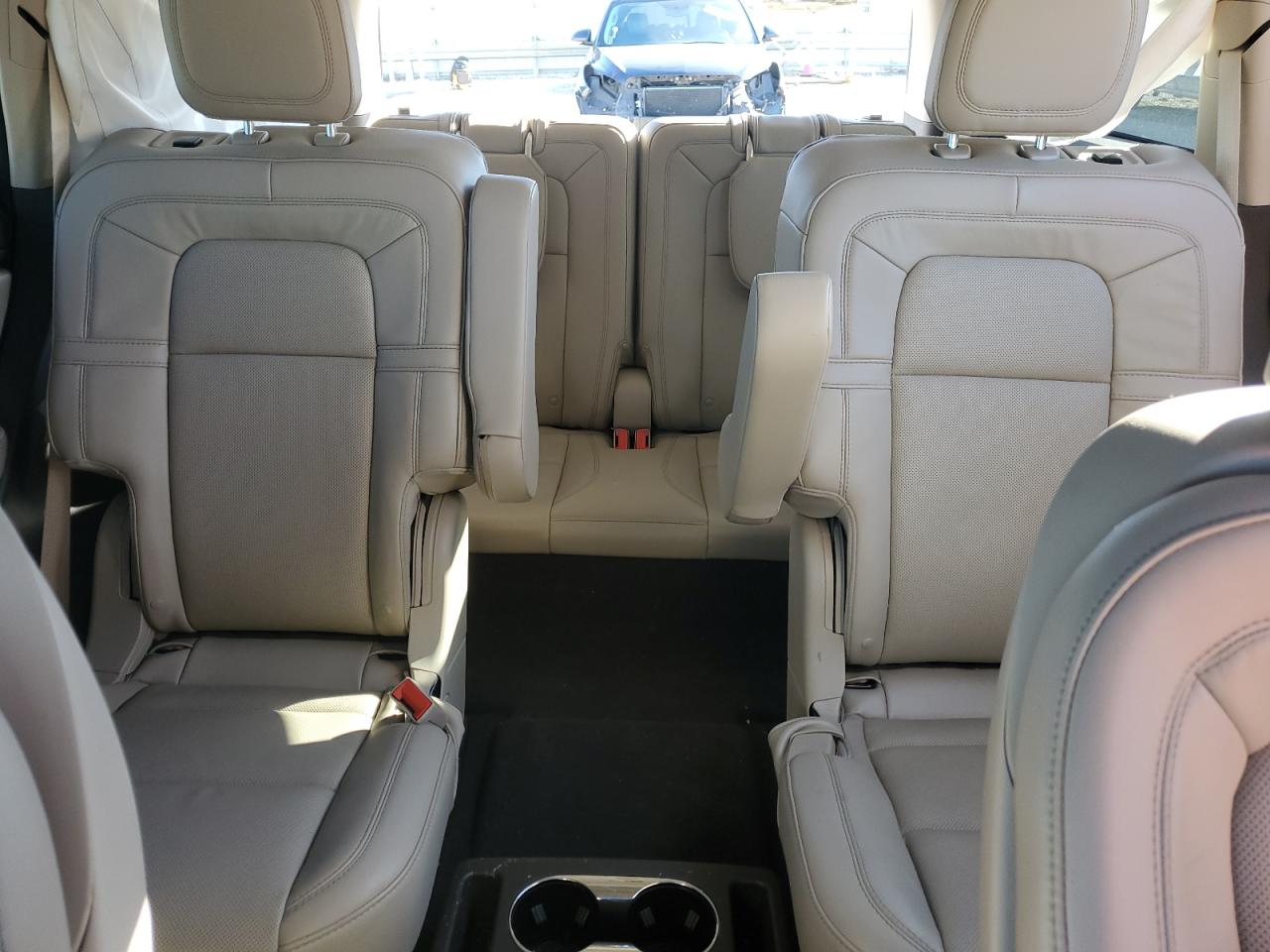 2023 LINCOLN AVIATOR RESERVE VIN:5LM5J7WC3PGL18900