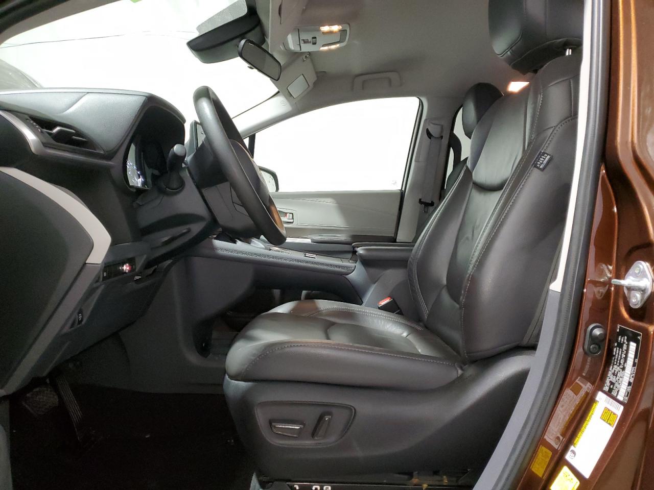 2022 TOYOTA SIENNA LE VIN:5TDKRKEC9NS123006