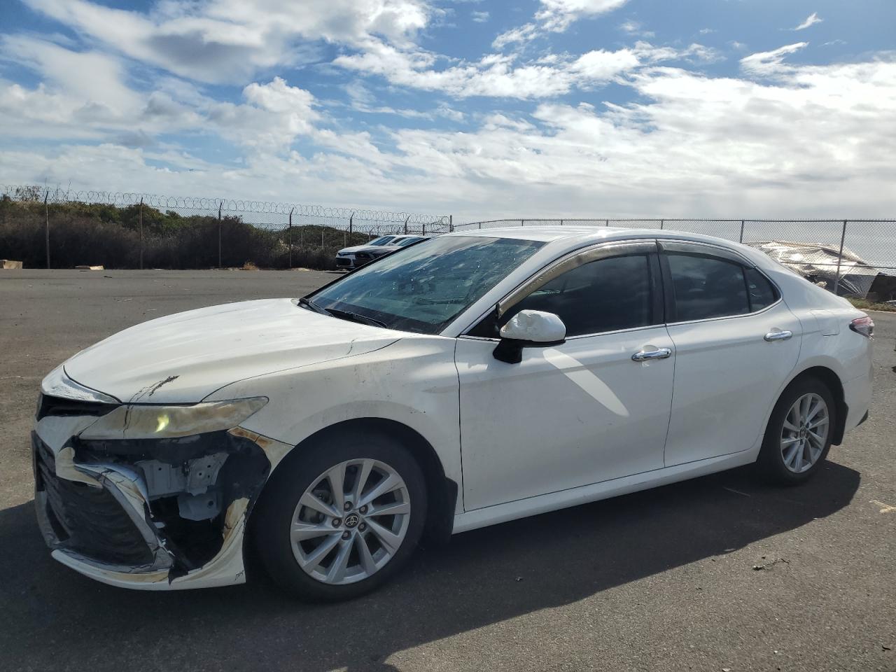 2022 TOYOTA CAMRY LE VIN:4T1C11AK2NU636754