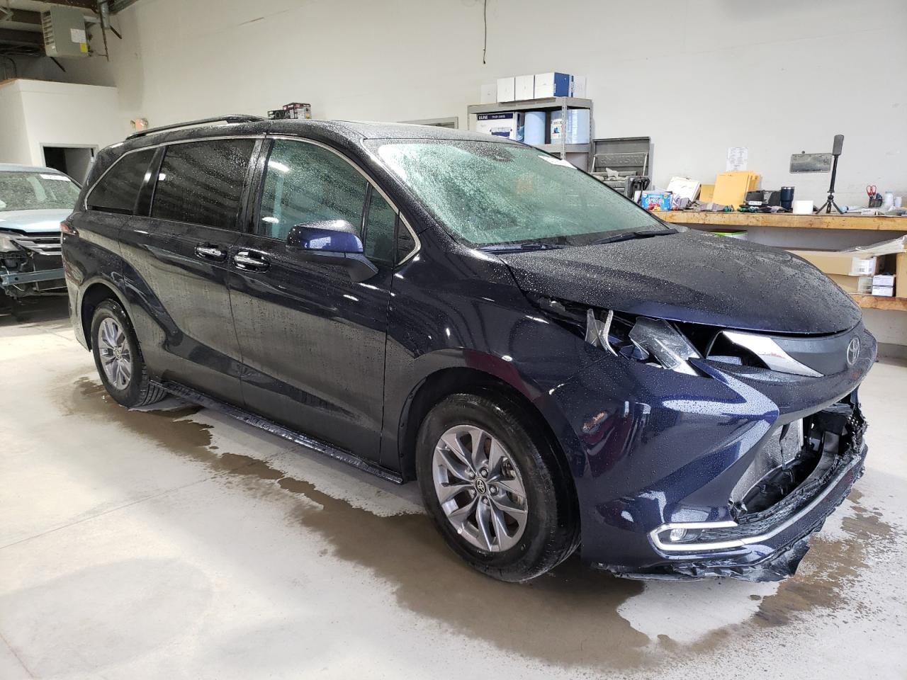 2023 TOYOTA SIENNA XLE VIN:5TDYRKEC2PS172660