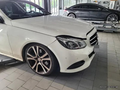 2016 Mercedes-Benz E 220 WDDHF0AB5GB304950 VIN:WDDHF0AB5GB304950