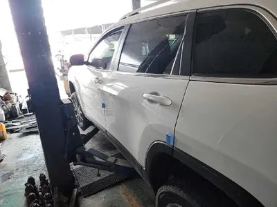 2017 Jeep Cherokee 1C4PJMCB8HW614092 VIN:1C4PJMCB8HW614092