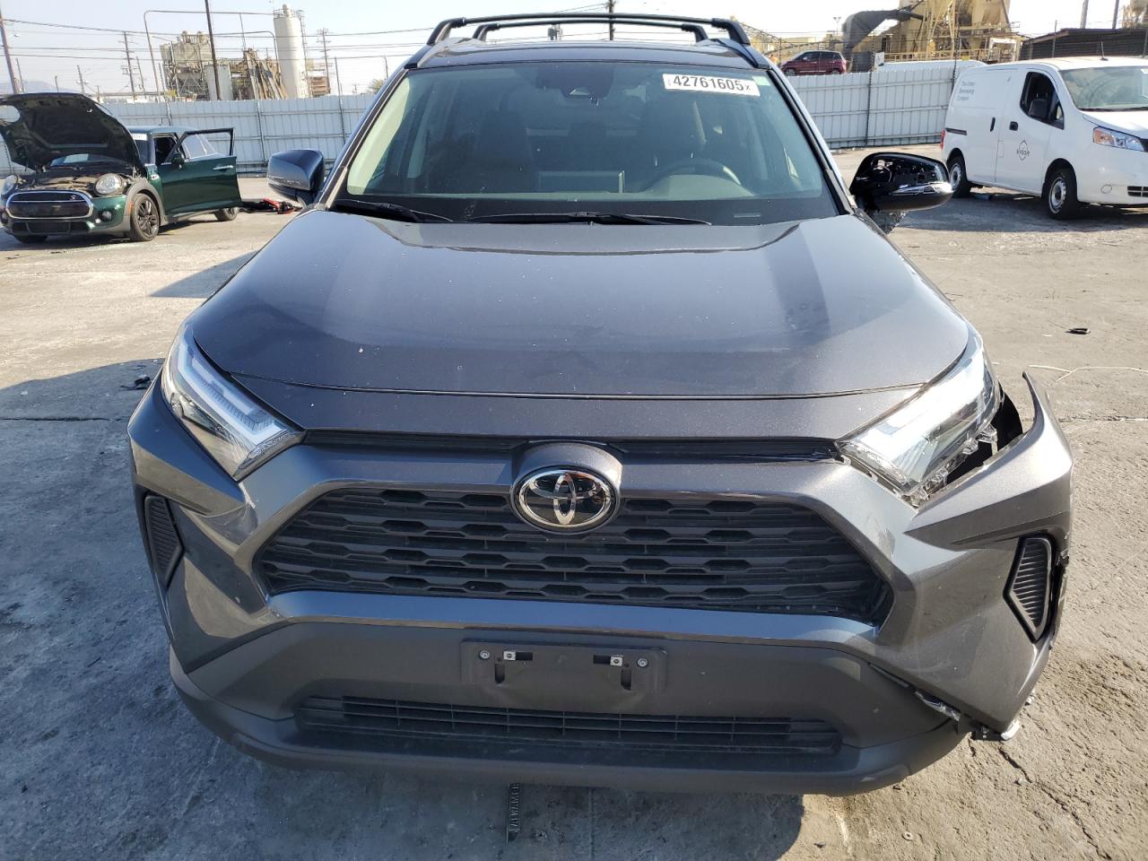 2023 TOYOTA RAV4 XLE VIN:2T3W1RFV8PC240208