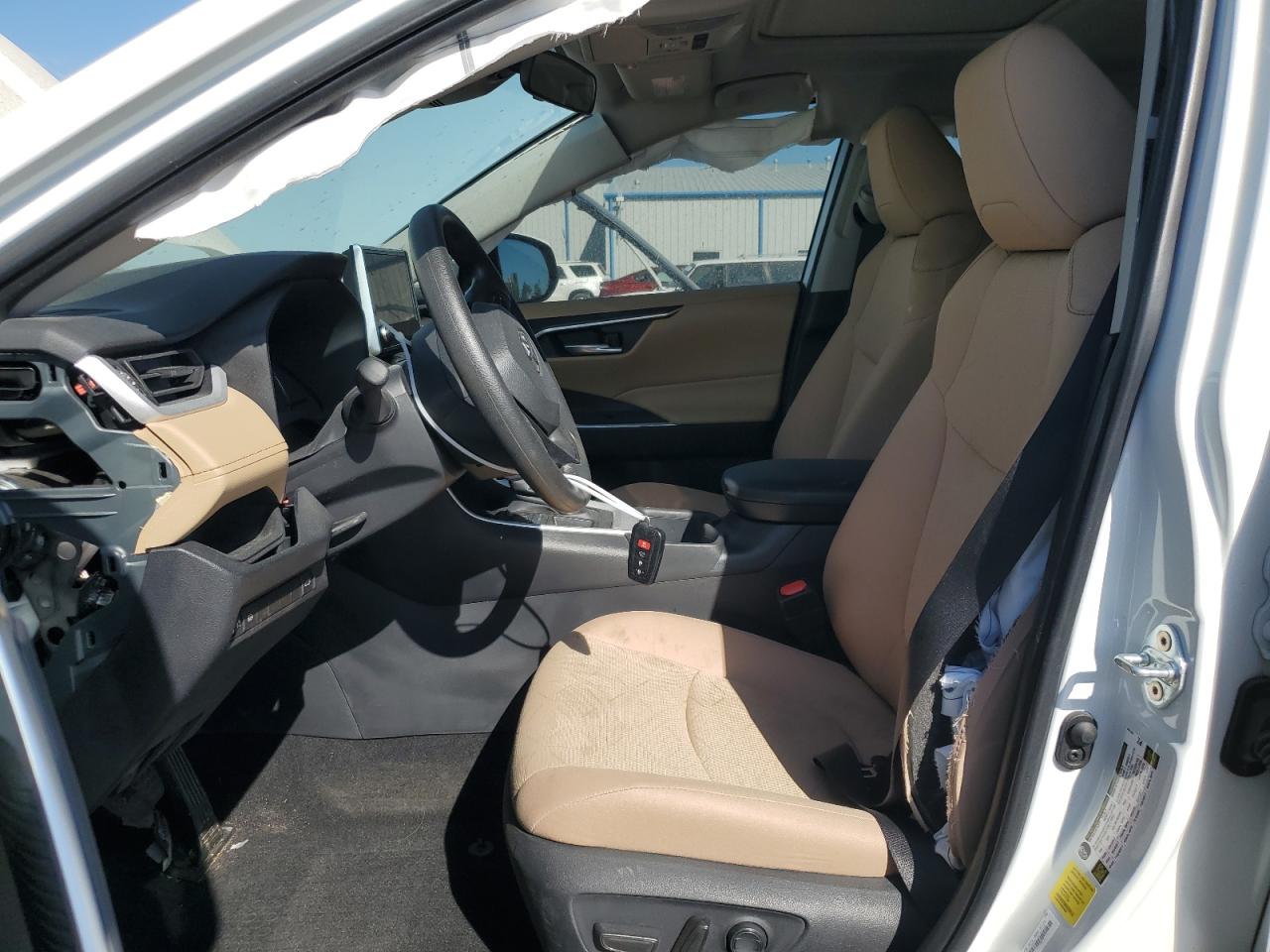 2023 TOYOTA RAV4 XLE VIN:2T3W1RFV9PW298858