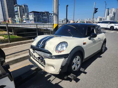 2016 MINI Cooper 735KMWMWXP5101G2A VIN:735KMWMWXP5101G2A