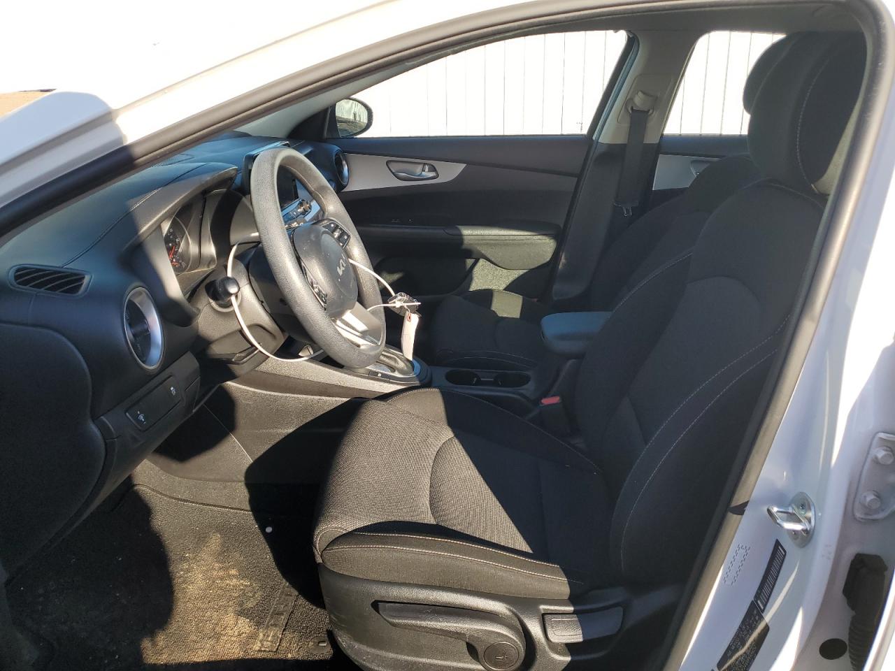 2023 KIA FORTE LX VIN:3KPF24AD0PE639252