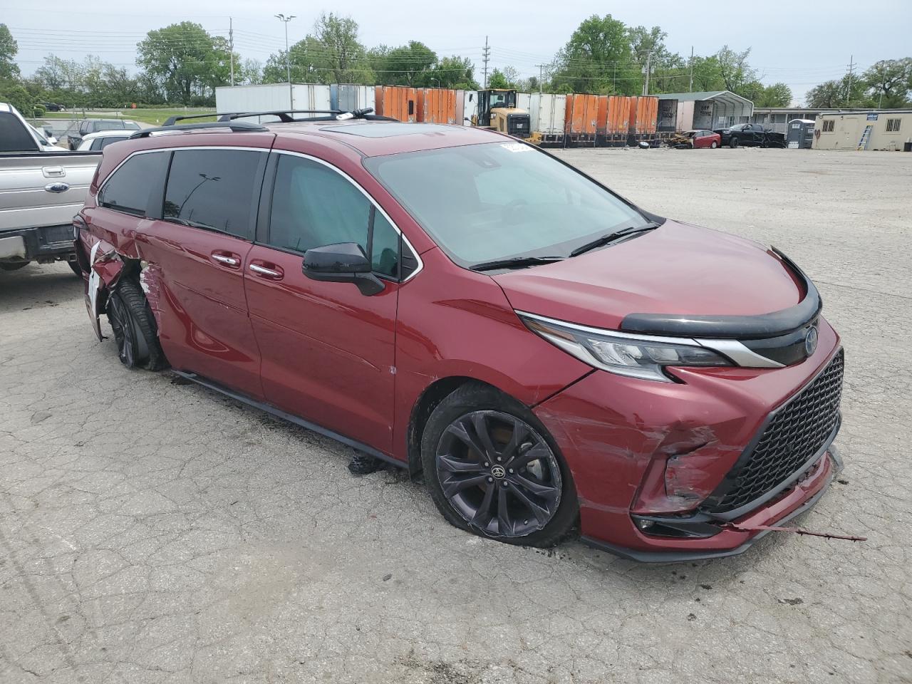 2022 TOYOTA SIENNA XSE VIN:5TDDRKEC1NS112834