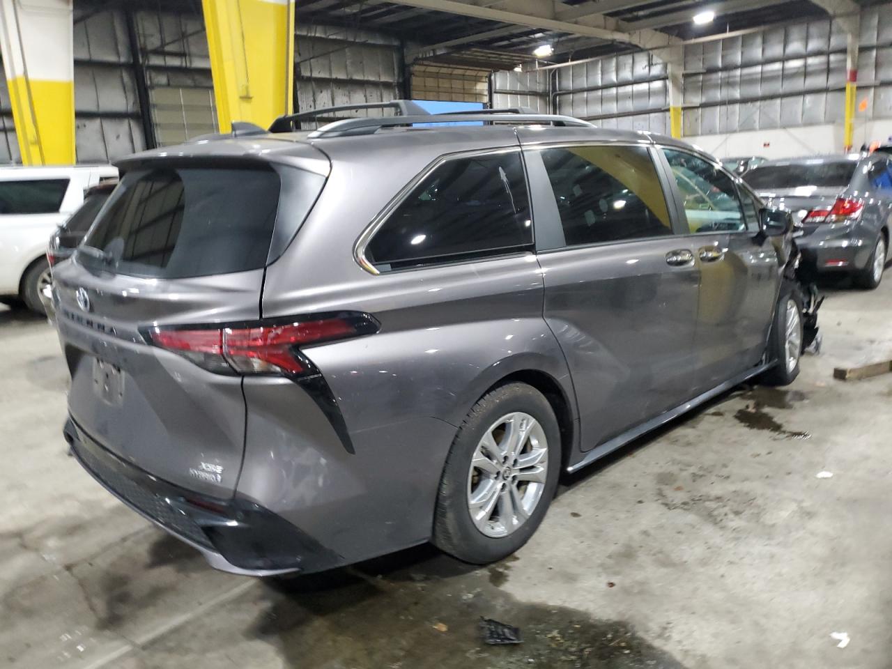2022 TOYOTA SIENNA XSE VIN:5TDDSKFC5NS061079