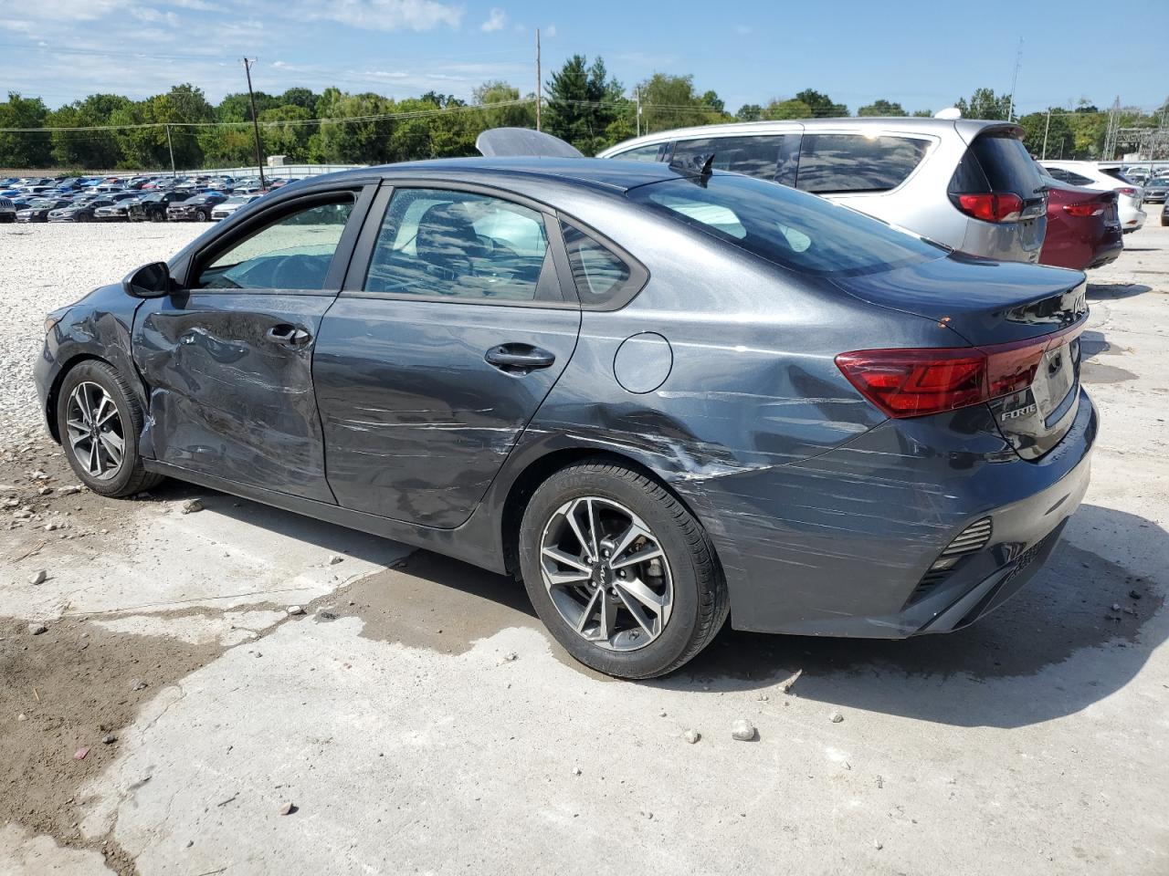 2022 KIA FORTE FE VIN:3KPF24AD2NE423707