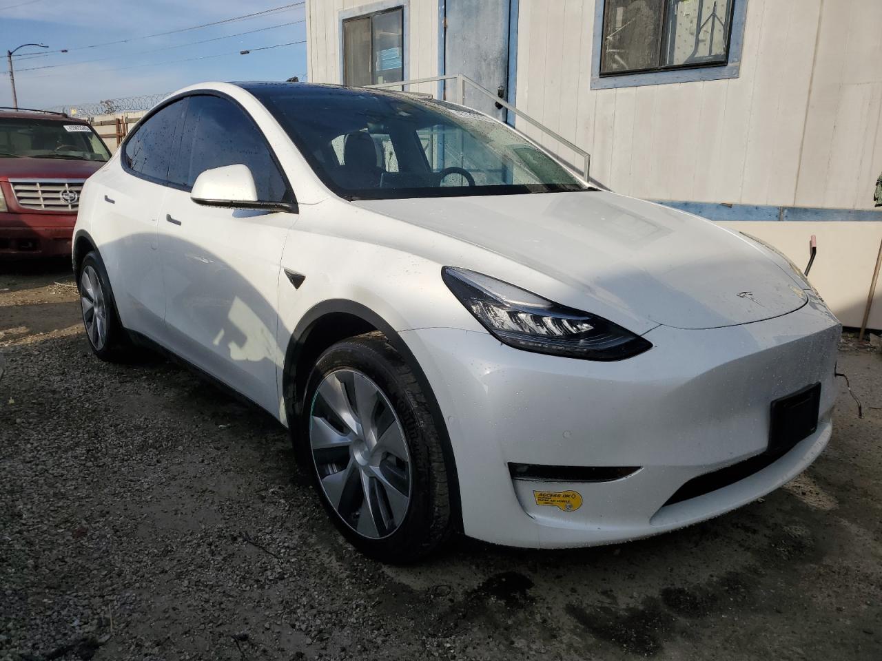 2022 TESLA MODEL Y  VIN:7SAYGDEE0NF461740