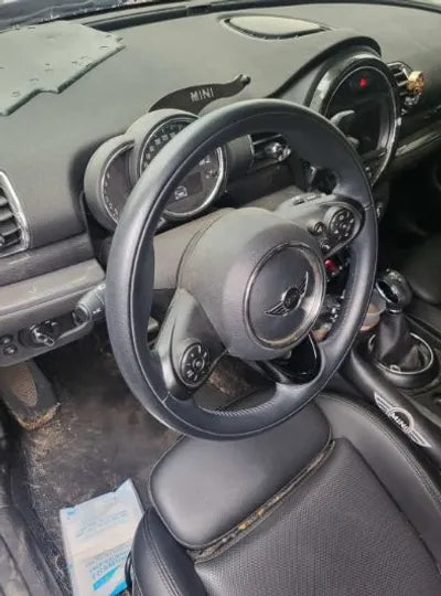 2019 MINI Clubman VIN: