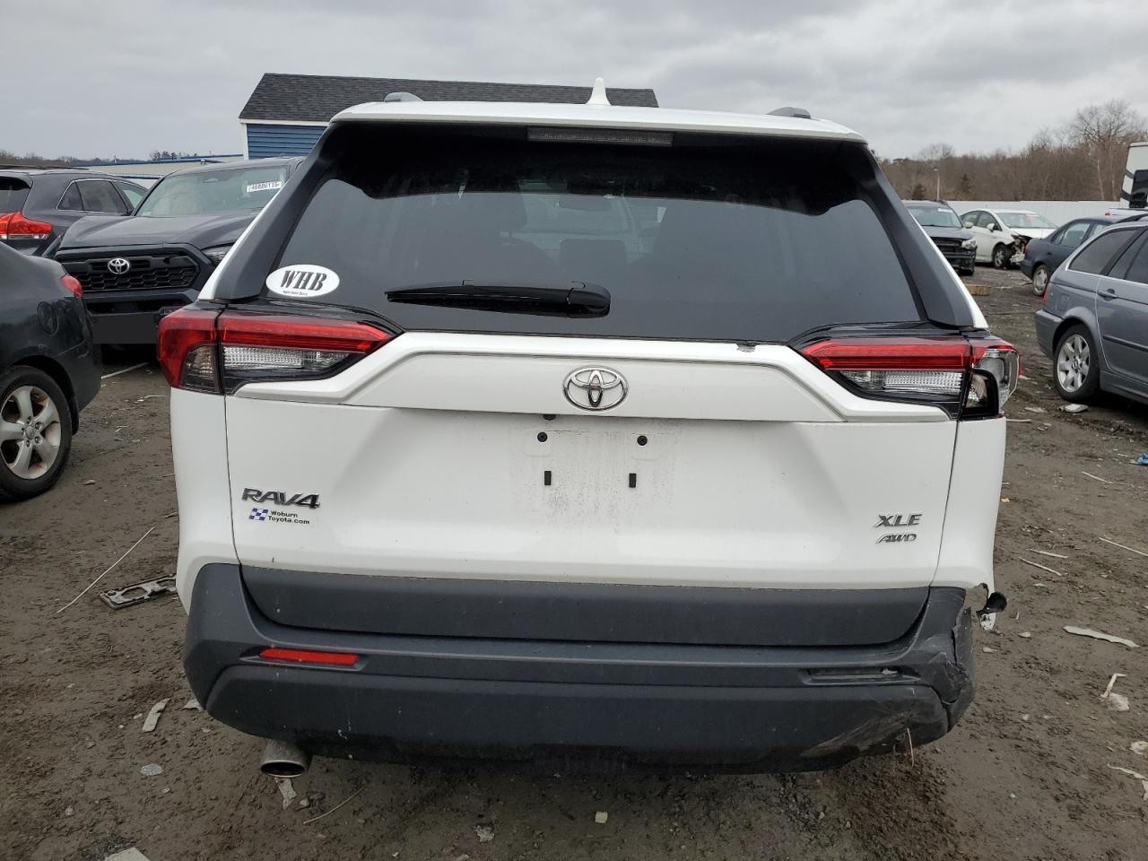 2022 TOYOTA RAV4 XLE VIN:2T3P1RFV2NC317656