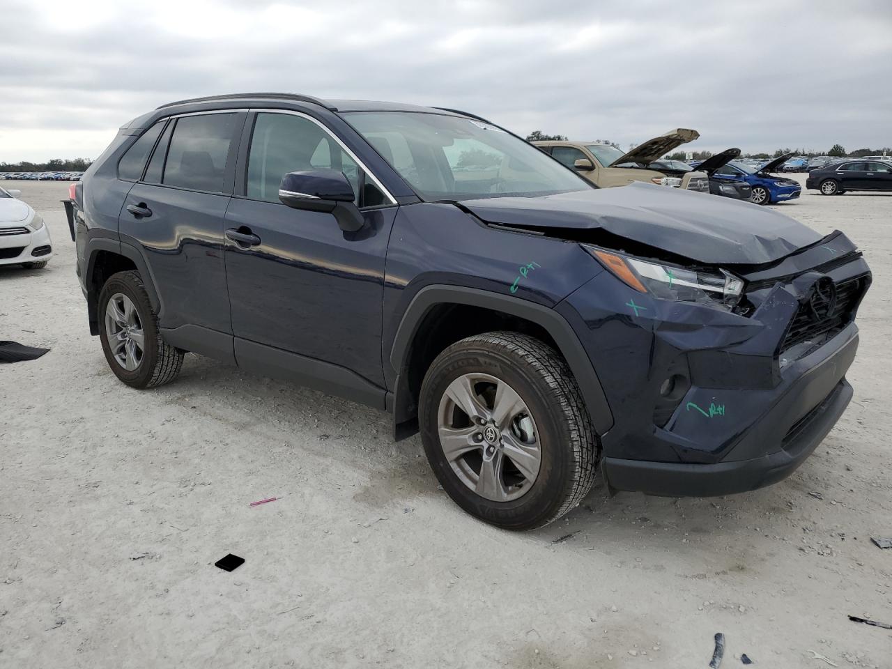 2024 TOYOTA RAV4 XLE VIN:2T3W1RFV3RW363271