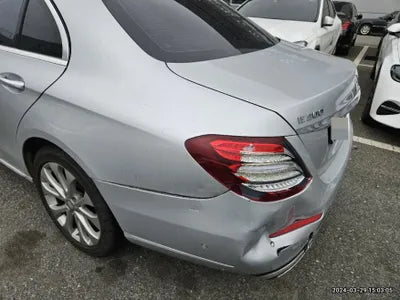 2017 Mercedes-Benz E 300 VIN: