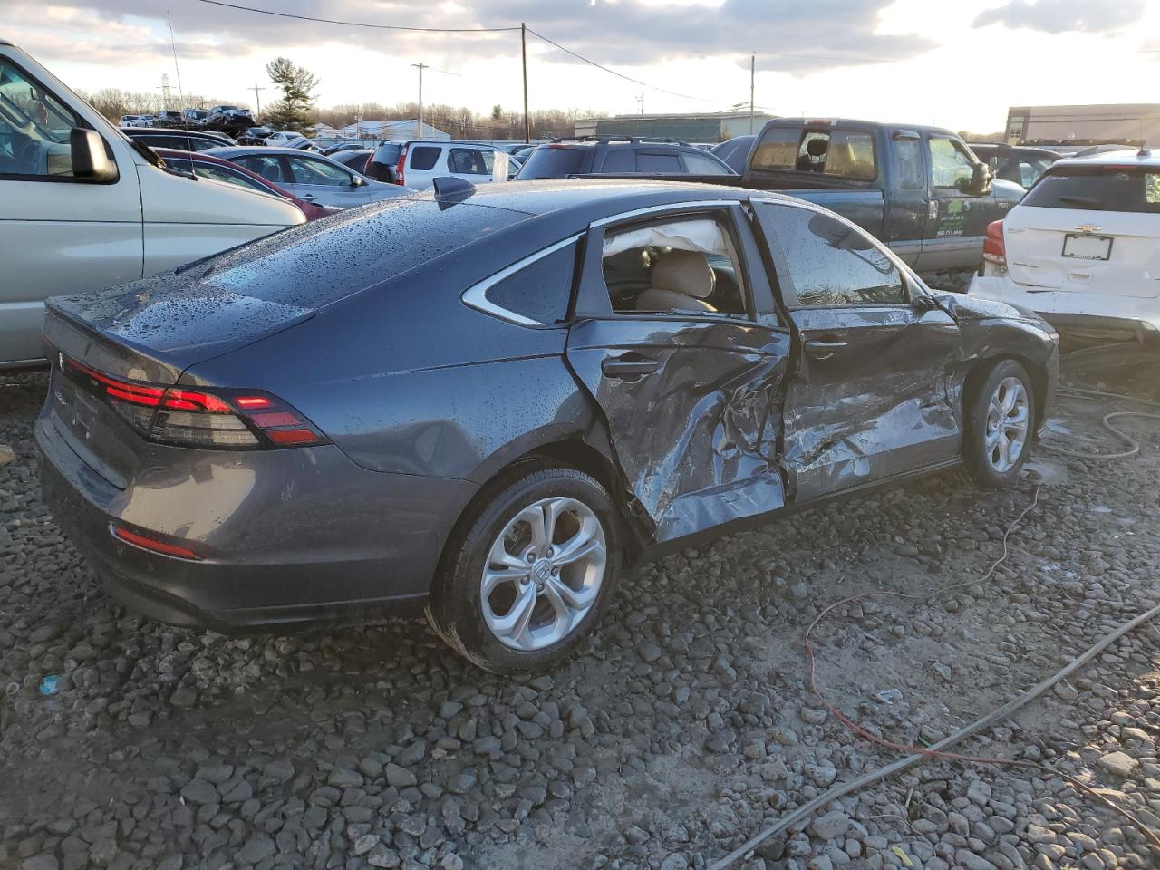 2024 HONDA ACCORD LX VIN:1HGCY1F23RA038836