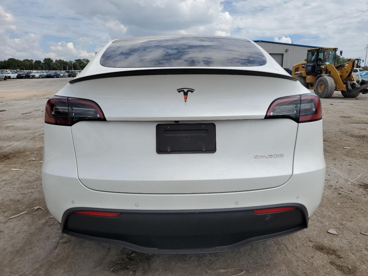 2022 TESLA MODEL Y  VIN:7SAYGDEF8NF373883