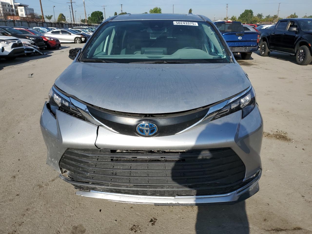 2024 TOYOTA SIENNA XLE VIN:5TDYRKEC3RS193861