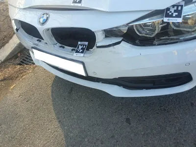 2016 BMW 320 WBA8C5103GK642746 VIN:WBA8C5103GK642746