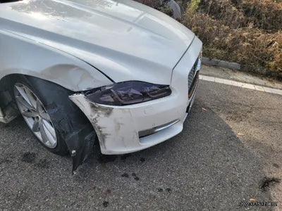 2016 Jaguar XJ SAJAA229XGNV99979 VIN:SAJAA229XGNV99979