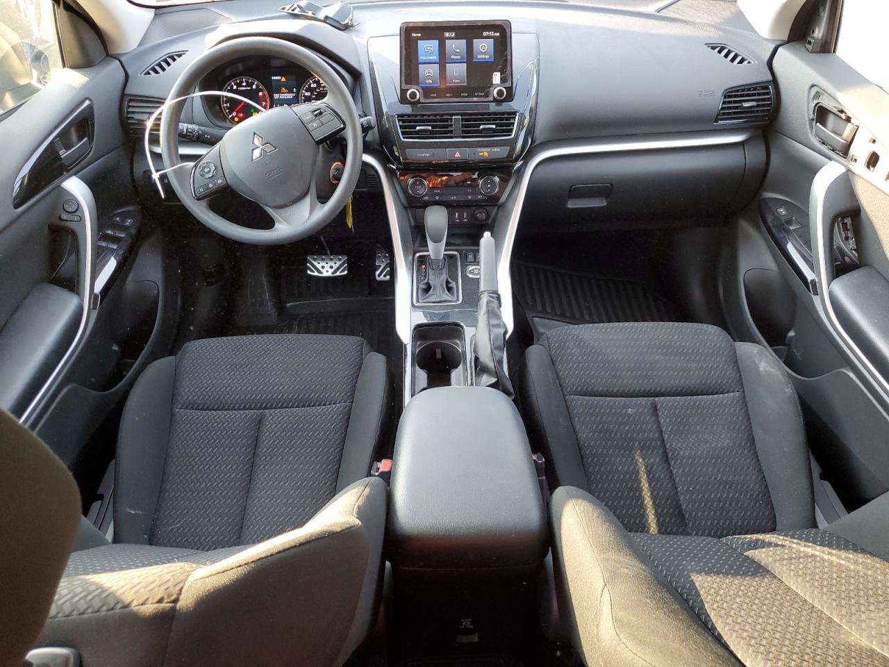 2022 MITSUBISHI ECLIPSE CROSS LE VIN:JA4ATVAA8NZ059388