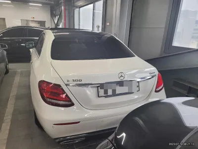 2019 Mercedes-Benz E 300 VIN: