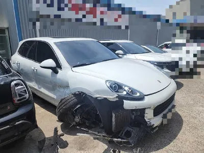 2015 Porsche Cayenne VIN: