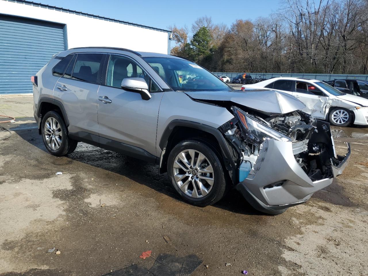 2024 TOYOTA RAV4 XLE PREMIUM VIN:2T3C1RFV9RC263941