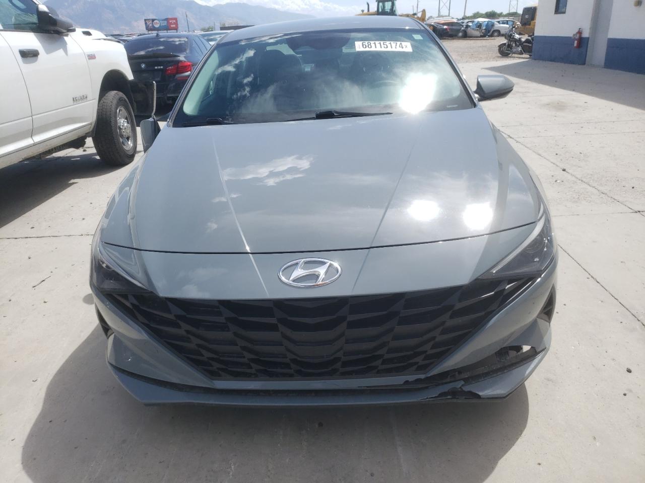 2022 HYUNDAI ELANTRA SEL VIN:KMHLM4AG2NU243809