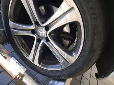 2016 Mercedes-Benz E 300 WDDZF4KB5HA121193 VIN:WDDZF4KB5HA121193