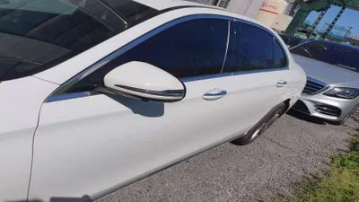 2017 Mercedes-Benz E 300 VIN: