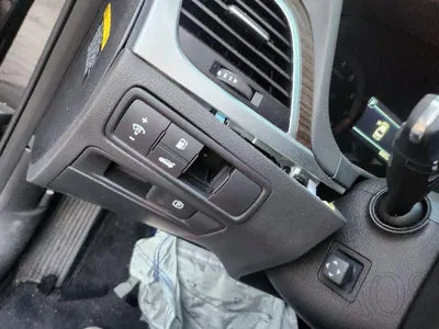 2016 Genesis G80 VIN: