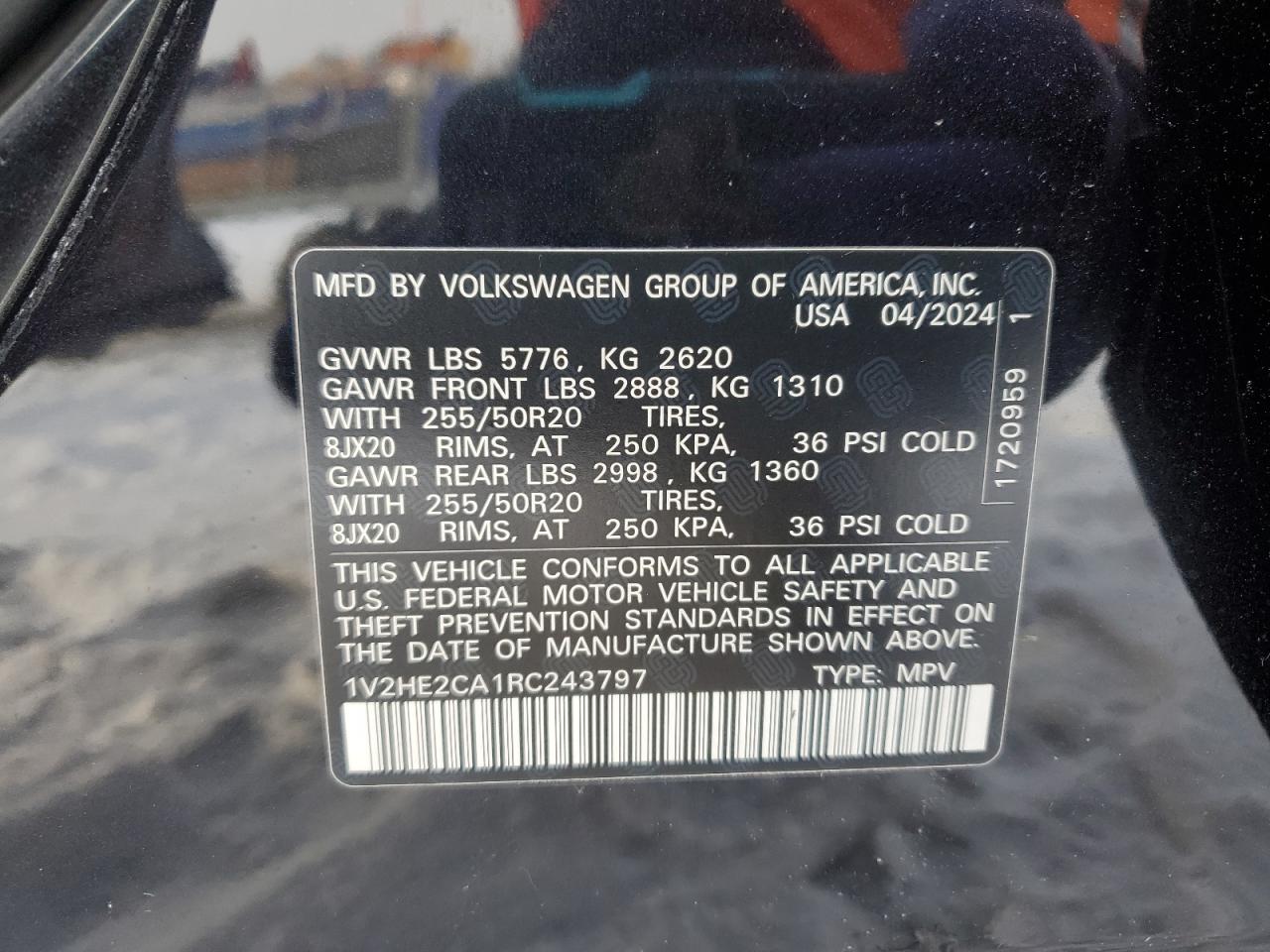 2024 VOLKSWAGEN ATLAS CROSS SPORT SE VIN:1V2HE2CA1RC243797