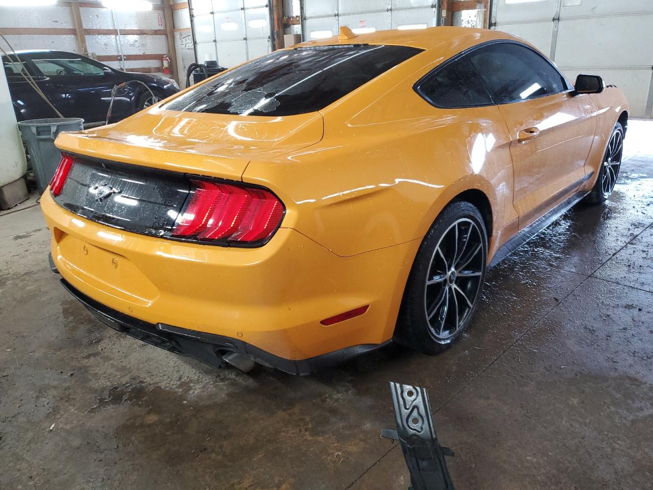 2022 FORD MUSTANG  VIN:1FA6P8THXN5115887