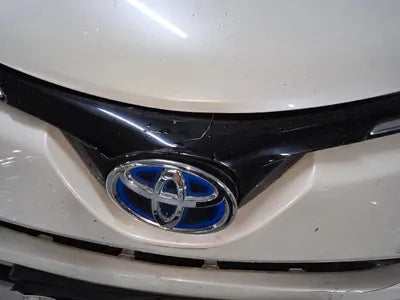 2018 Toyota RAV4 VIN: