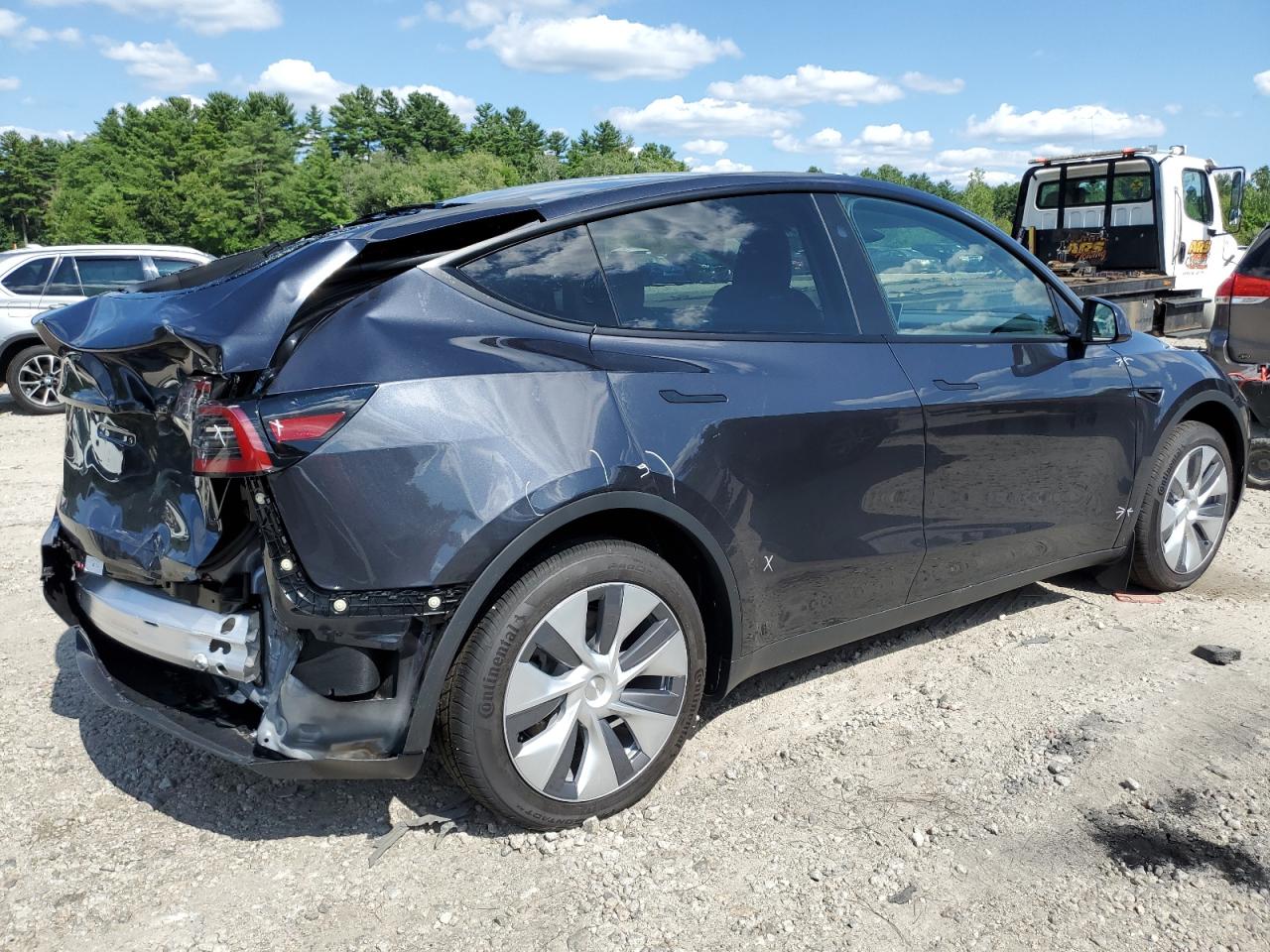 2024 TESLA MODEL Y  VIN:7SAYGDED3RF078808