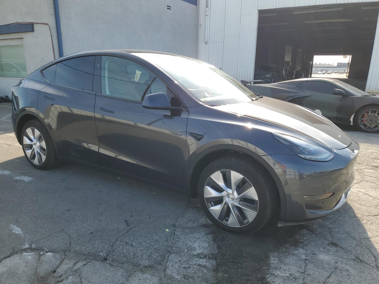 2024 TESLA MODEL Y  VIN:7SAYGDEE3RF090790